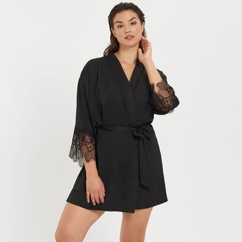 Arabella Kimono Black
